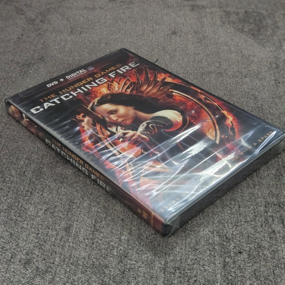 The Hunger Games: Catching Fire (DVD,‎ 2013) SEALED - Picture 6 of 6